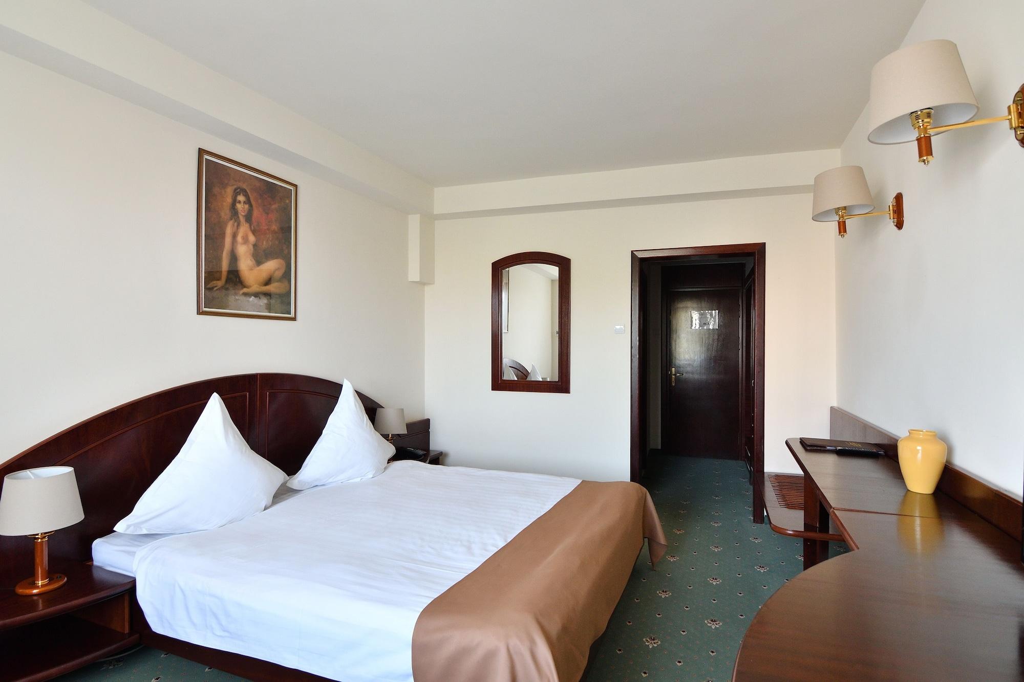 Hotel Delta 3 Tulcea Eksteriør billede