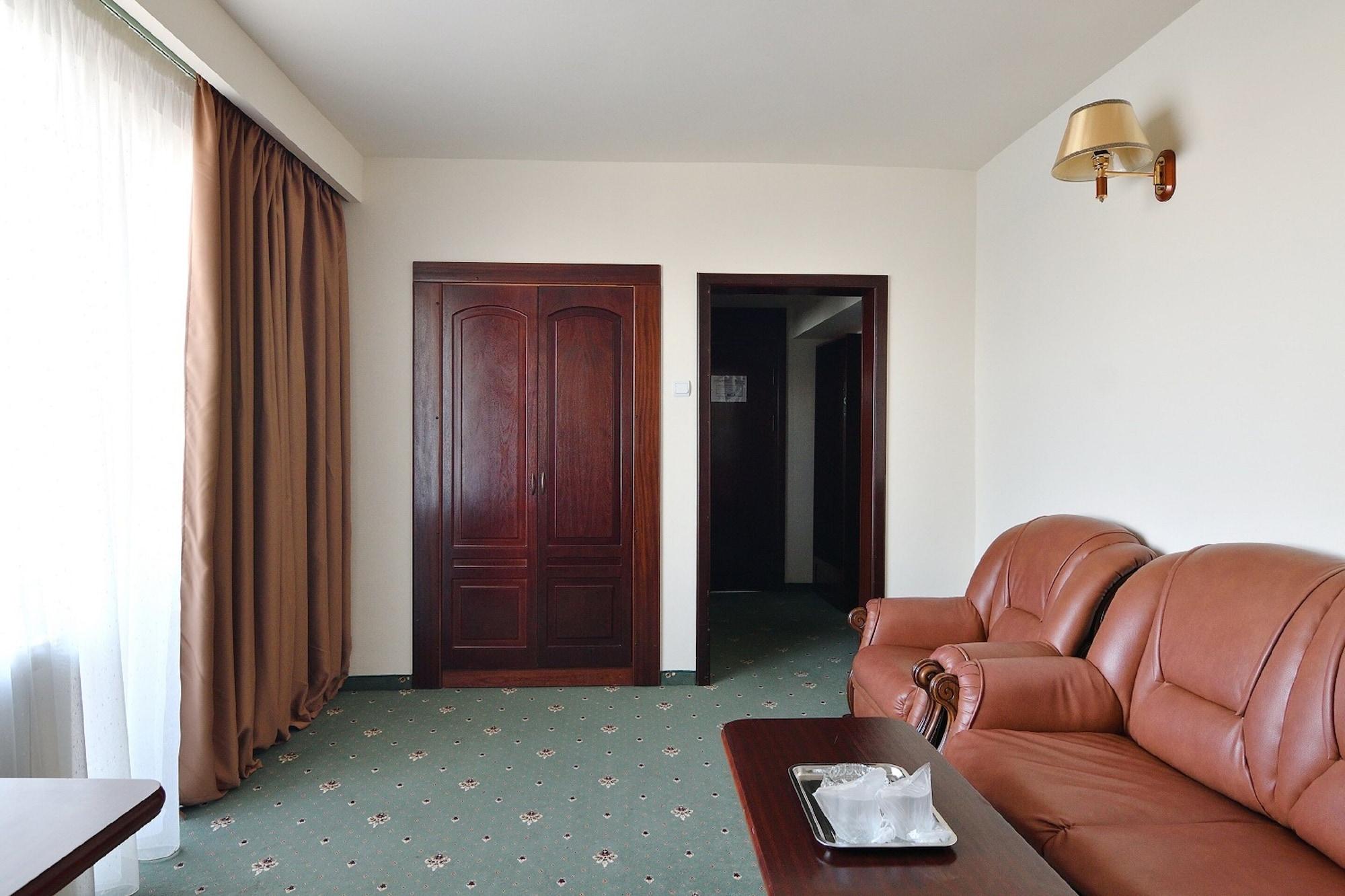 Hotel Delta 3 Tulcea Eksteriør billede