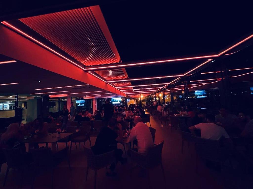 Hotel Delta 3 Tulcea Eksteriør billede