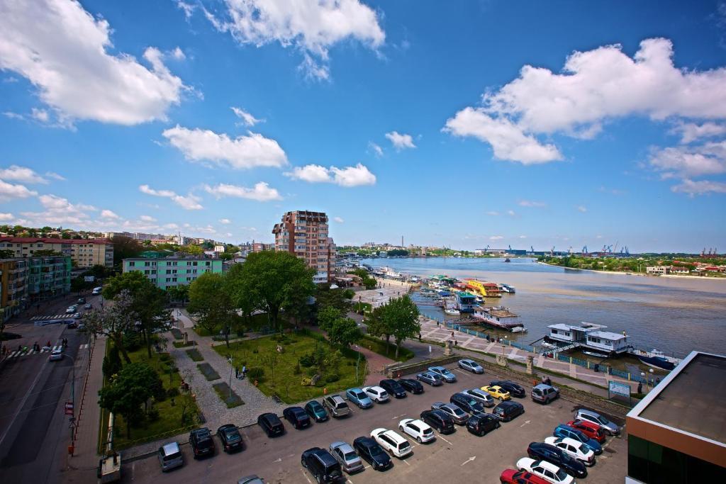 Hotel Delta 3 Tulcea Eksteriør billede
