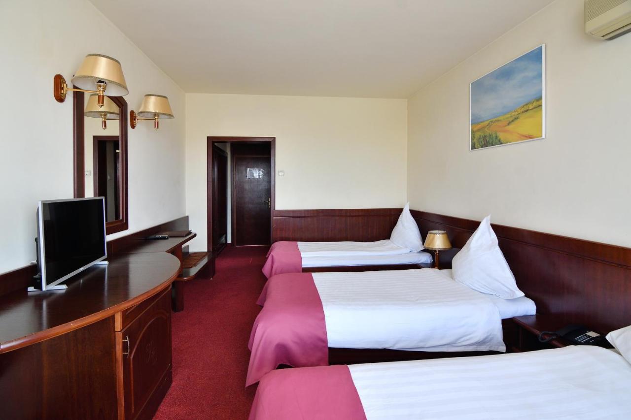 Hotel Delta 3 Tulcea Eksteriør billede